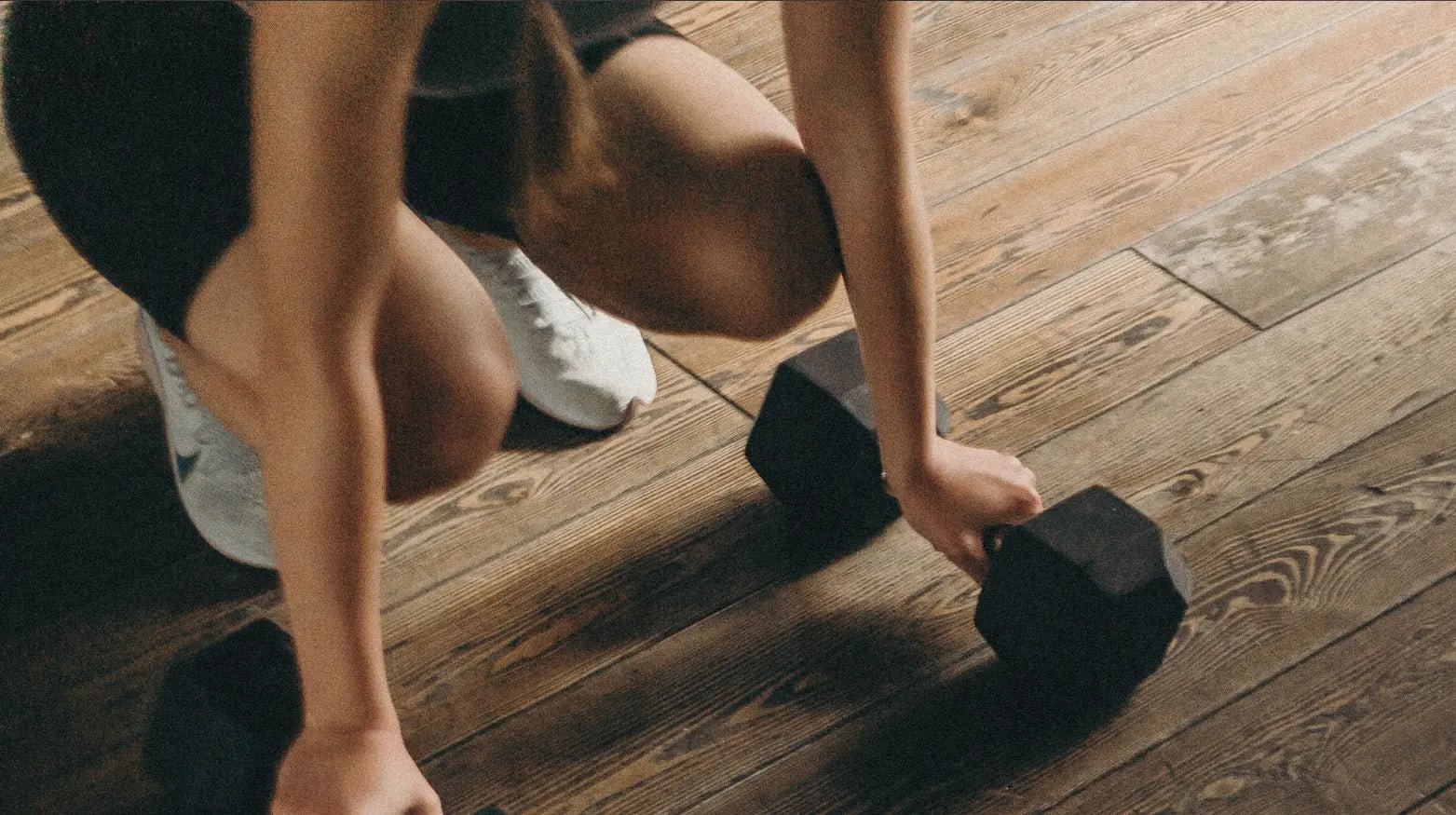 Ausdauer war gestern: Warum Frauen mit PCOS von Kraft- und HIIT-Training profitieren - Hormonic
